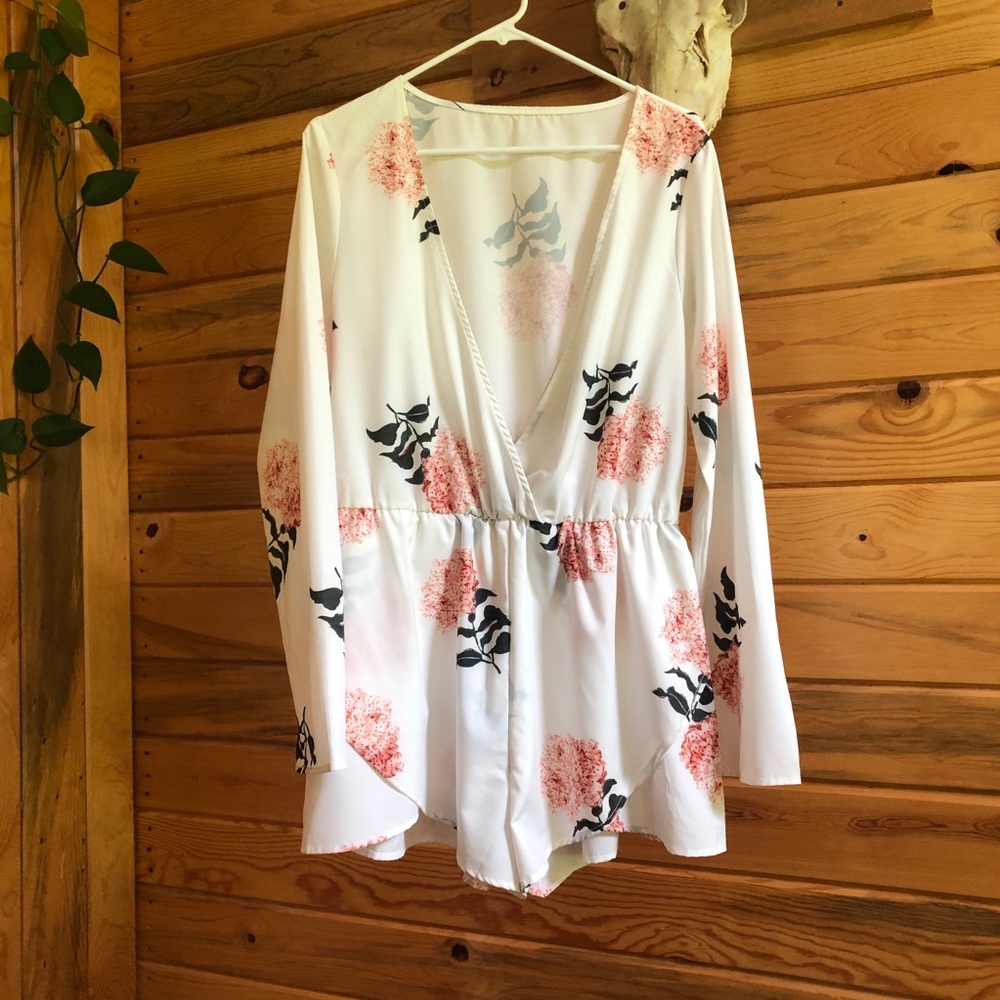 white romper lilacs floral print long sleeves
